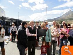 Homenaje al fundador del Rastro de La Nucía en su vuelta al Polígono Industrial