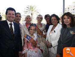 El Vicepresidente de la Generalitat, José Ciscar, asiste a la mascletà disparada por Hermanos Borredá - (foto 2)