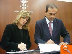 El Ayuntamiento de Alzira y la UD Alzira firman un convenio de colaboración para la gestión del Luis Suñer Picó - (foto 2) El Ayuntamiento de Alzira y la UD Alzira firman un convenio de colaboración para la gestión del Luis Suñer Picó - (foto 2)
