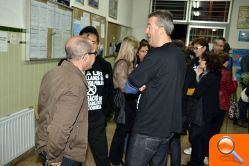 Unas 70 personas se encierran para protestar por la situación de la educación pública - (foto 4)