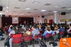 El IES 25 d’abril expone su trabajo sobre el Dia Internacional de la Dona - (foto 5)