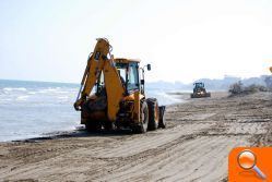 Cabanes regenera la playa de Torre La Sal gracias a la arena cedida por el Ayuntamiento de Oropesa - (foto 2)