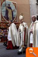 Monseñor Carlos Osoro preside la solemne procesión general con la imagen de San Vicente Ferrer - (foto 5)