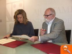 Firma de convenios con la Universidad Miguel Hernández para la realización de representaciones teatrales y exposiciones en salas municipales de Dénia - (foto 2) Firma de convenios con la Universidad Miguel Hernández para la realización de representaciones teatrales y exposiciones en salas municipales de Dénia - (foto 2)
