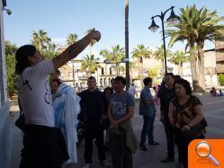 Alrededor de una treintena de personas acuden a la movilización de Custodia Compartida - (foto 3)