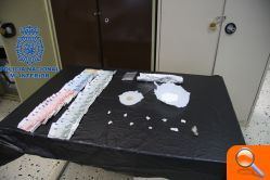 La Policía Nacional desmantela dos puntos de venta de droga en el barrio del Cabanyal  - (foto 3)