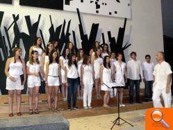 La Coral Infantil i Juvenil Borrianenca celebra su tradicional Concert de Sant Joan en el Racó de l'Abadia - (foto 5)