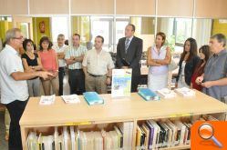 La Biblioteca de Paiporta inaugura un nuevo espacio de idiomas y presenta la guía intercultural con motivo de su 25 aniversario - (foto 2) La Biblioteca de Paiporta inaugura un nuevo espacio de idiomas y presenta la guía intercultural con motivo de su 25 aniversario - (foto 2)