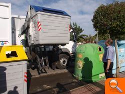 El Ayuntamiento inicia hoy la recogida lateral de los nuevos contenedores de residuos más limpios y de mayor capacidad. - (foto 2) El Ayuntamiento inicia hoy la recogida lateral de los nuevos contenedores de residuos más limpios y de mayor capacidad. - (foto 2)