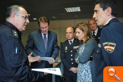 Sánchez de León alaba el esfuerzo y la eficacia de las Fuerzas y Cuerpos de Seguridad del Estado en la lucha contra el narcotráfico - (foto 2) Sánchez de León alaba el esfuerzo y la eficacia de las Fuerzas y Cuerpos de Seguridad del Estado en la lucha contra el narcotráfico - (foto 2)