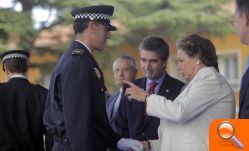 La Alcaldesa reitera el objetivo municipal de potenciar la Policía Local “que es referente de otras muchas policias locales”