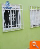 La Policía Nacional detiene a cuatro personas por el robo en tres establecimientos