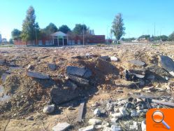 El PSOE de Alzira denuncia los vertidos contaminantes en un solar frente a la guardería infantil de Tulell - (foto 3) El PSOE de Alzira denuncia los vertidos contaminantes en un solar frente a la guardería infantil de Tulell - (foto 3)