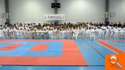 300 karatekas se han enfrentado entre sí en el Campeonato Interclubs de Benetússer