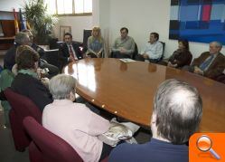 Bielsa se reúne con los farmacéuticos de Mislata para interesarse por su situación - (foto 3)