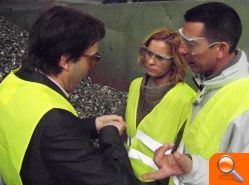 La Pobla de Vallbona incrementa en un 36% el número de contenedores de reciclaje de vidrio en el municipio - (foto 2)