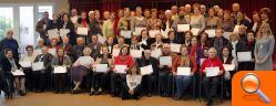 Entrega de diplomas a los alumnos del Taller de Memoria en el CIM de Onda