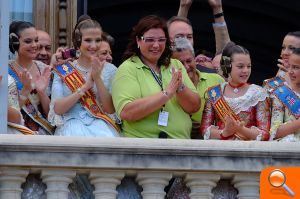 Burriana inunda Valencia para disfrutar de la mascletà de Reyes Martí - (foto 5)