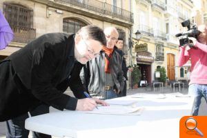 Ximo Puig anuncia iniciativas en el Congreso y en Les Corts ante “el gesto de gran inhumanidad del PP al negar la gran invalidez a Dolors Carrasquilla” - (foto 2)