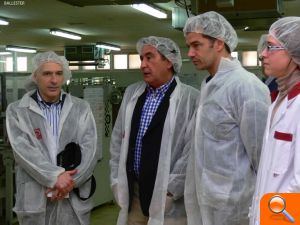 Toni Cantó mantiene reuniones de trabajo y una charla con los ciudadanos en Novelda - (foto 4) Toni Cantó mantiene reuniones de trabajo y una charla con los ciudadanos en Novelda - (foto 4)