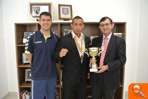 Casanova reconoce el esfuerzo de Pedro Eugenio Granjo tras proclamarse campeón de España de Kick Boxing - (foto 2) Casanova reconoce el esfuerzo de Pedro Eugenio Granjo tras proclamarse campeón de España de Kick Boxing - (foto 2)