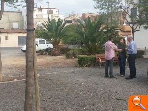 Casans y Martí visitan el barrio San José antes del inicio de las obras