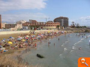 Vinaròs renueva la bandera azul de la playa del Fortí y consigue la del Clot 