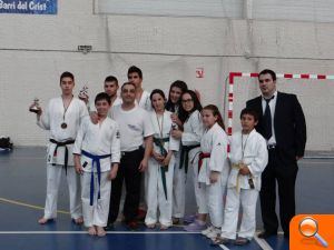 El Polideportivo Municipal del Barrio del Cristo acoge el Campeonato de Karate de la Comunidad Valenciana - (foto 2) El Polideportivo Municipal del Barrio del Cristo acoge el Campeonato de Karate de la Comunidad Valenciana - (foto 2)