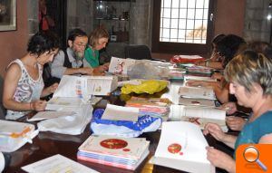 Morella pone en marcha un banco de libros que respalda a las familias y ayuda a concienciar del buen uso del material a los alumnos Morella pone en marcha un banco de libros que respalda a las familias y ayuda a concienciar del buen uso del material a los alumnos