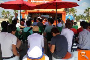 Universitarios coreanos se interesan por las naranjas de Burriana - (foto 5)
