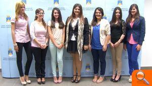 El Ayuntamiento aprueba el nombramiento de Claudia de la Cruz Moliner como reina de las Fiestas 2013 - (foto 2)