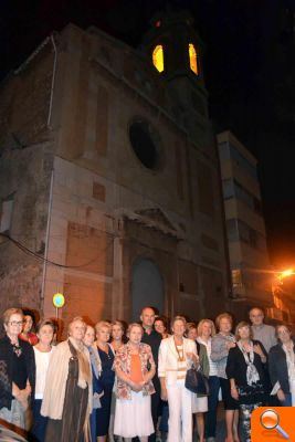 Burriana ilumina el campanario de Sant Blai - (foto 2) Burriana ilumina el campanario de Sant Blai - (foto 2)
