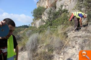 La Asociación de Jóvenes Arqueólogos comienza los trabajos de prospección en Villajoyosa - (foto 2) La Asociación de Jóvenes Arqueólogos comienza los trabajos de prospección en Villajoyosa - (foto 2)