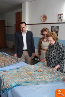 La Iglesia Arciprestal de Vila-real acoge la presentación del Terno de la Purísima - (foto 3)