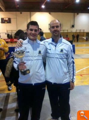 Víctor Villalba de la Sala d’Armes València Subcampeón del Torneo Senior SAMA 2013 - (foto 3) Víctor Villalba de la Sala d’Armes València Subcampeón del Torneo Senior SAMA 2013 - (foto 3)