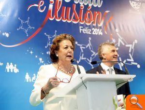 La alcaldesa asiste a la comida de la ONCE con motivo del día de Santa Lucía - (foto 4)