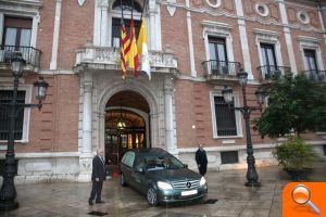 El cardenal Carles recibe sepultura en la Basílica de la Virgen de Valencia