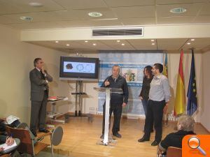 Un ídolo de la Edad de Bronce encontrado por José Ruiz Mateo en el Monte de San Miguel y donado al Ayuntamiento se expone en el Museo Arqueológico  - (foto 2)
