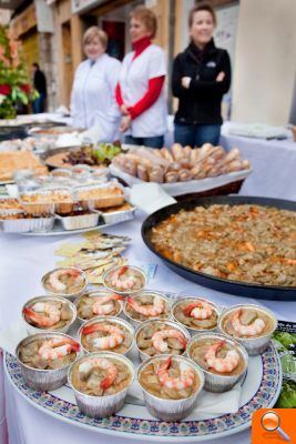 Todo a punto para el inicio de la XXI Fiesta de la Alcachofa - (foto 2)