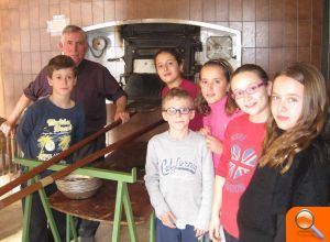 Els xiquets de Mutxamel fan mantegades - (foto 3)