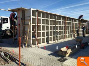 Vinaròs amplía el cementerio municipal con 260 columbarios, 176 nichos y una nueva plaza - (foto 2)