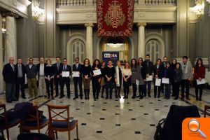 El Ayuntamiento premia el trabajo innovador de universitarios que facilitan el desarrollo de la ciudad - (foto 2)