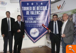 El Jardín del Turia, escenario del Torneo de Béisbol Valencia que inaugura la temporada europea - (foto 4)