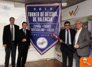 El Jardín del Turia, escenario del Torneo de Béisbol Valencia que inaugura la temporada europea - (foto 3)