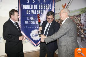 El Jardín del Turia, escenario del Torneo de Béisbol Valencia que inaugura la temporada europea - (foto 2)
