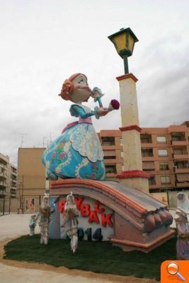 Els Juniors de Sant Josep ja viuen les seues festes falleres - (foto 9)