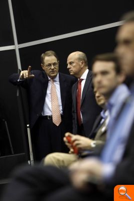 Profundizar en las reformas, condición necesaria para la recuperación económica  - (foto 2)