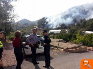 Un incendio calcina 0,75 hectáreas de matorral y pinar en el término de Nules