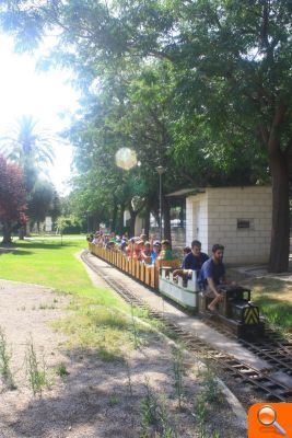 La asociación Cultural Ferroviaria reanuda la circulación del tren de La Granja - (foto 2)