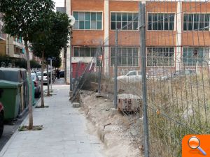 PSOE: "El Ayuntamiento sigue sin adecentar el solar insalubre junto al centro de salud que los vecinos denunciaron hace más de un año" - (foto 5)